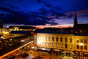 the city of lexington, kentucky at night, photographed by jamie bannon photography.