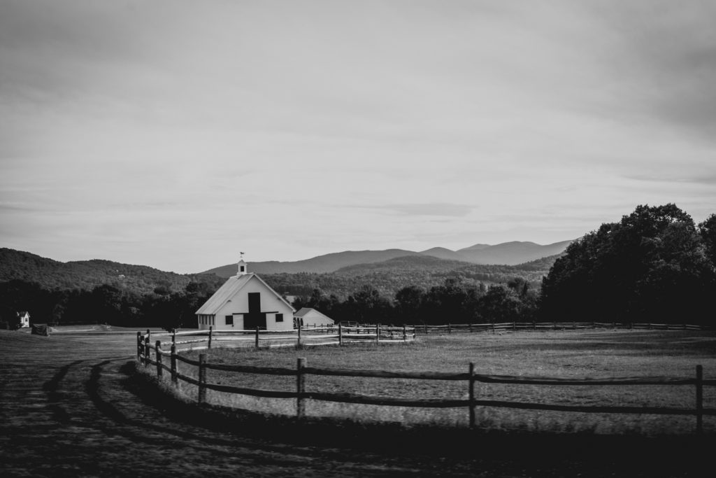 black and white landscape of a farm in vermont, photographed by jamie bannon photography.