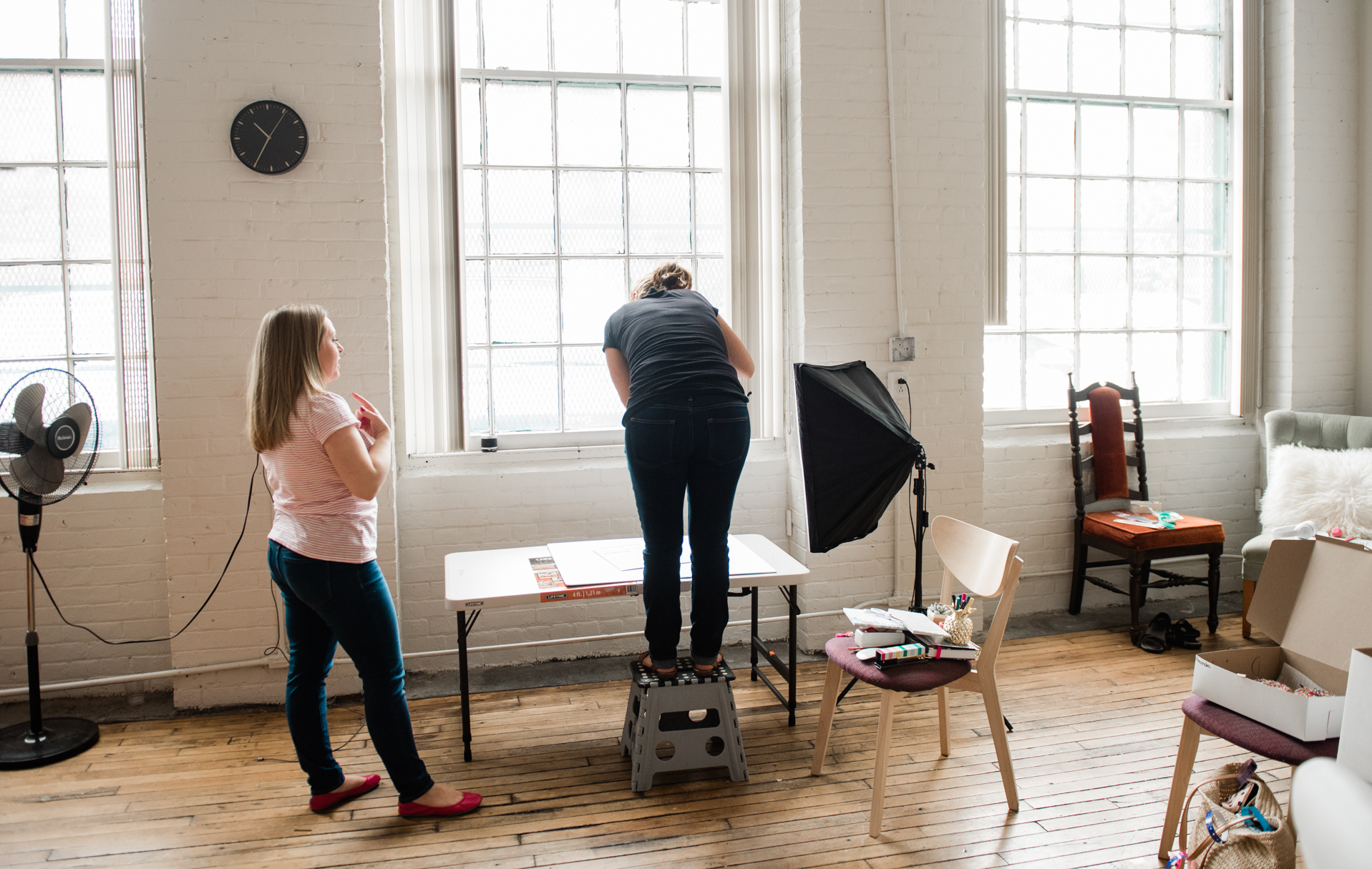 behind the scenes of jamie bannon photography brand shoot with the productivity zone, photographed by christina wesley photography.
